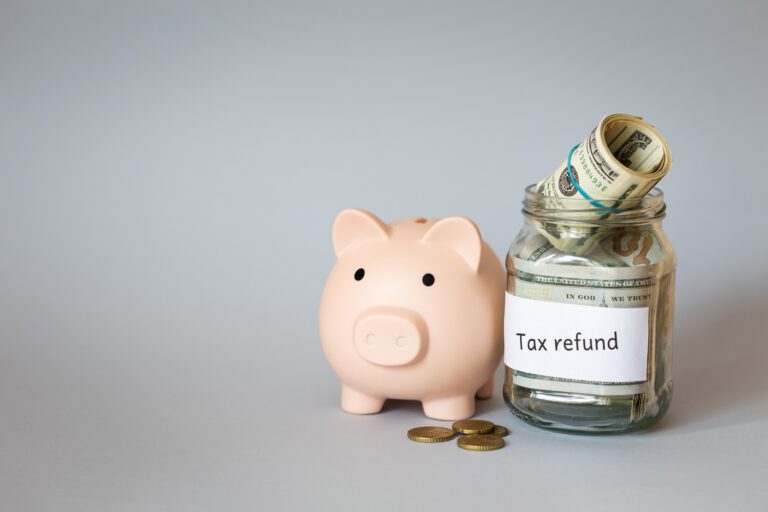 Earn with KashKick While Investing Your Tax Refund Like a Pro