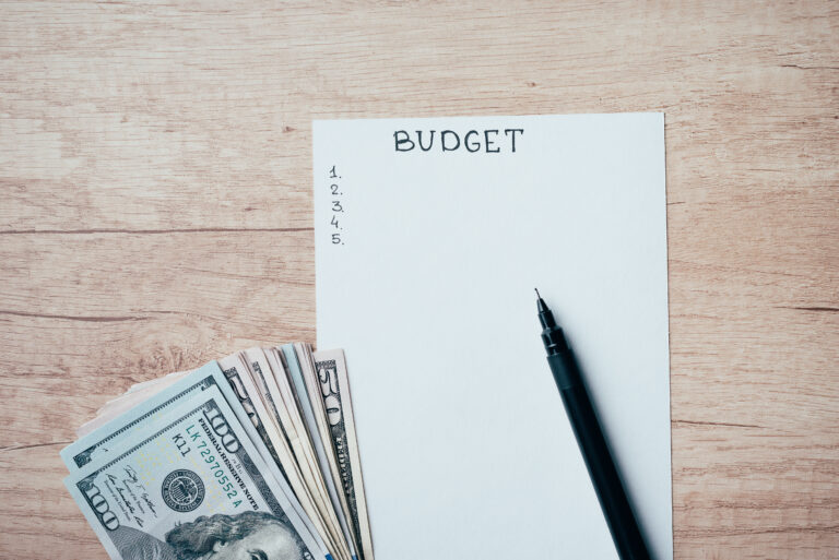 8 Steps to Rock Your Budget Even When Your Income is Unpredictable