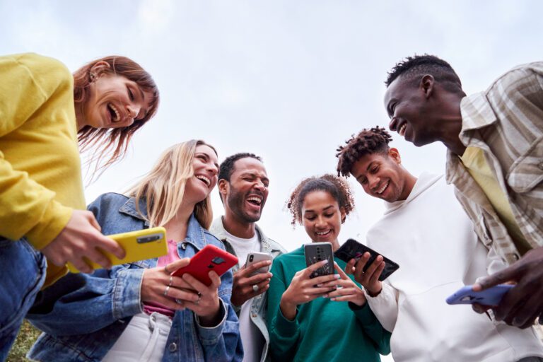 Want Passive KashKick Rewards? Refer Your Friends With These 8 Strategies