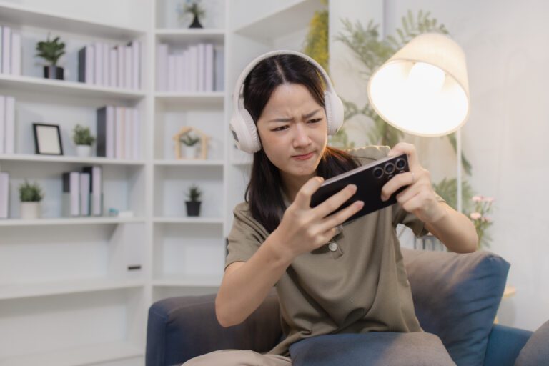 Is Rewarded Play Legit? Reviews and Comparisons